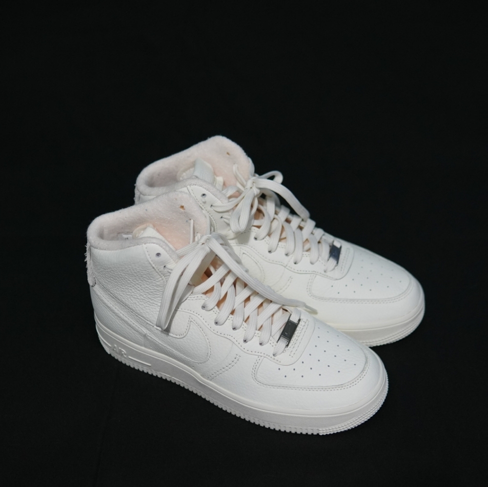 Nike Women’s Air Force 1 Sculpt / Sail Size 8.5